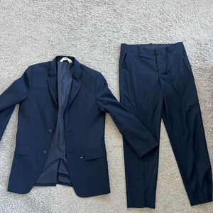 H&M boys navy suit size 20